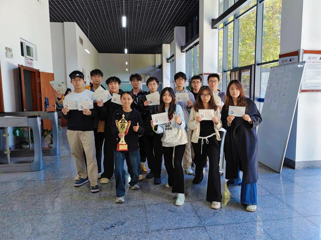 低空科学与工程学院斩获山东大学（威海）第四届“山大杯”游泳比赛团体第一